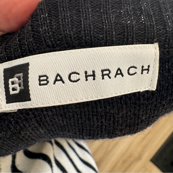 Like New Men’s Size XL Bachrach Sweater Blues & Grays Ombre Pattern 52% Wool - Picture 5 of 7